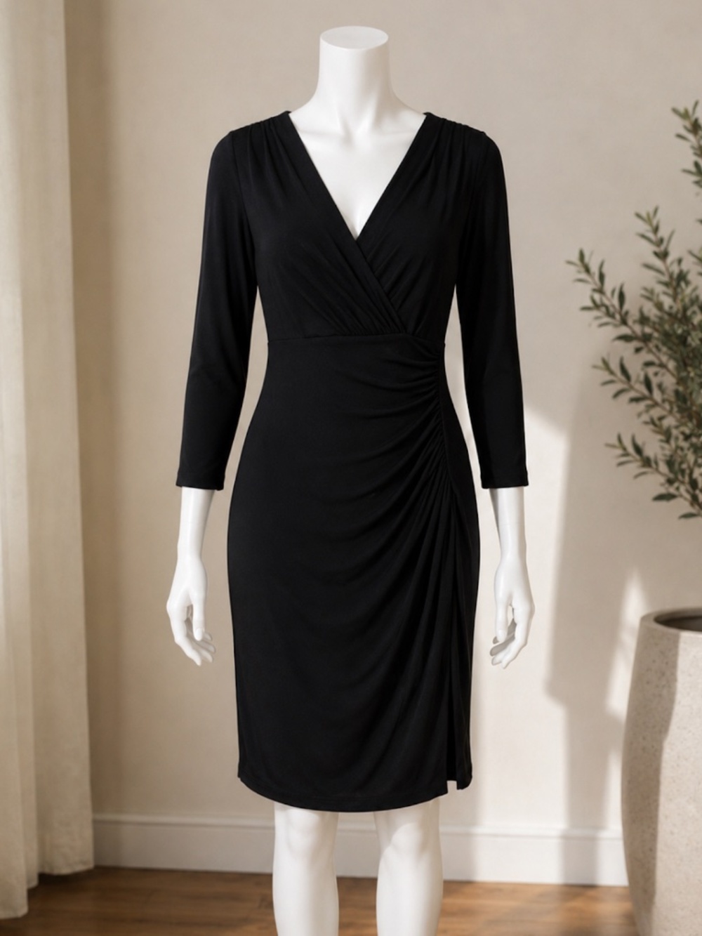 Lauren Ralph Lauren Black 3/4 Sleeve Faux Wrap Ruched V-neck Sheath Dress Size 2